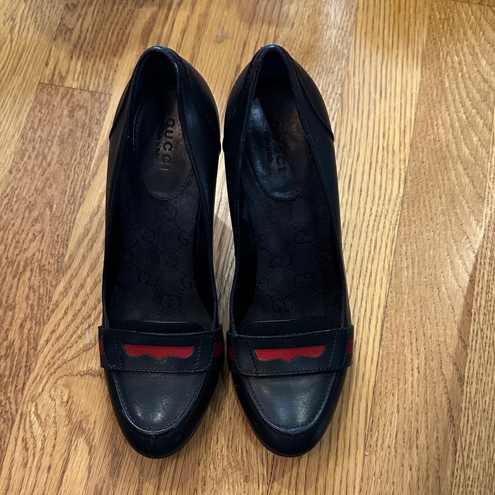 Gucci Black and Red Leather Heels